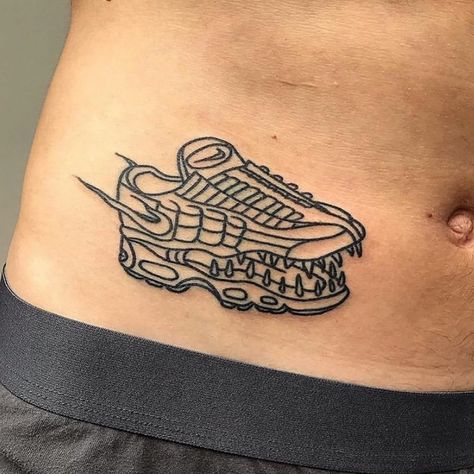 Sneaker Tattoo, Track Tattoo, Tn Tattoo, Trap Tattoo, Nike Tattoo, Crane Tattoo, Swag Pics, Photoshop Tutorial Photo Editing, Tattoo Design Drawings