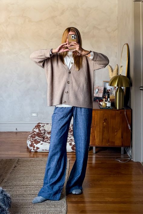 Cozy WFH outfit, flannel trousers, white tshirt and an oversized cardigan. #cozyvibes #cozyoutfitideas #tomboyfemme #tomboyaesthetic #tomboyoutfits #cozyoutfits #wfhoutfits #neutralaesthetic Tomboy Aesthetic, Wfh Outfits, Tomboy Femme, Flannel Trousers, Trousers White, Tomboy Outfits, Oversized Cardigan, Cozy Outfit, Get Dressed