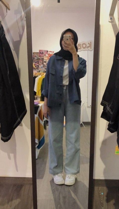 Outfit Ngampus, Haircut Selfie, Photo Hijab, 00s Mode, Outfit Hijab Casual, Ootd Hijab Casual, Estilo Hijab, Tutorial Hijab, Cute Hairstyle