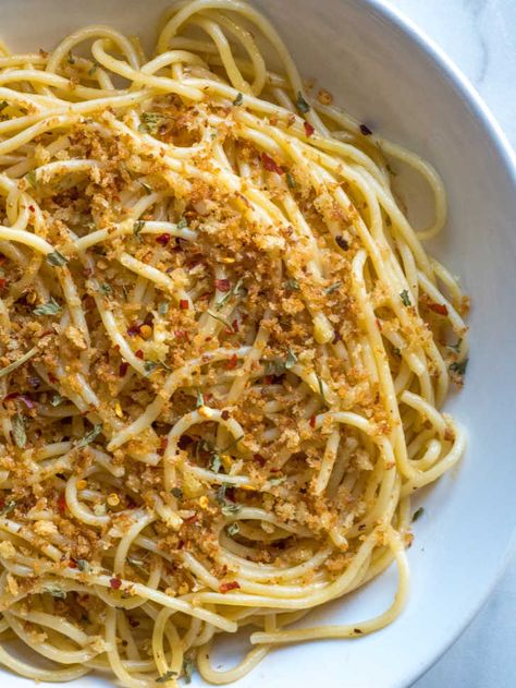 Garlic Parmesan Pantry Pasta with Crunchy Breadcrumbs | 12 Tomatoes Spaghetti With Breadcrumbs, Bread Crumb Pasta, Breadcrumb Pasta, Garlic Bread Pasta, Beautiful Pasta, Pantry Pasta, Chewy Noodles, Garlic Parmesan Pasta, Parmesan Pasta