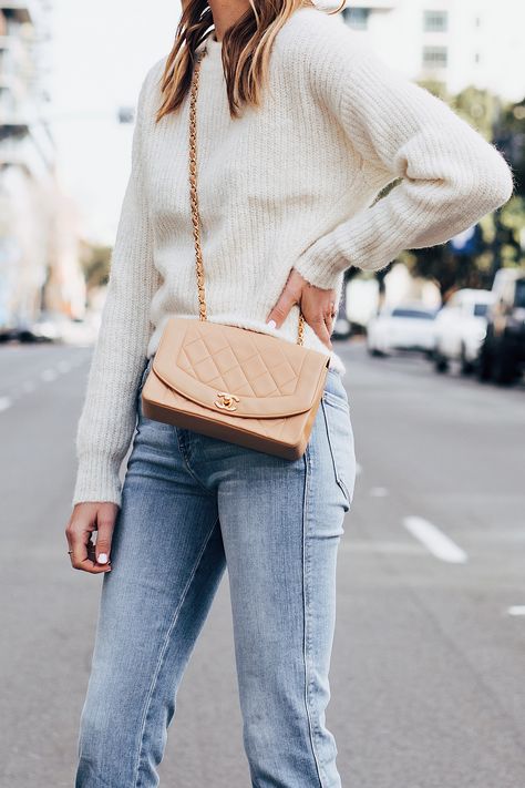 Fashion Jackson Wearing Ivory Sweater Light Wash Jeans Chanel Tan Diana Bag Chanel Diana Bag Outfit, Beige Purse Outfit, Chanel Mini Flap Bag Outfit, Chanel Diana Bag, Beige Chanel Bag, Purse Outfit, Purse Collection, Outfit Inspiration Women, Dream Bags