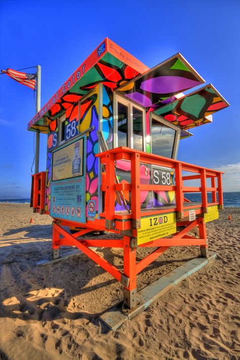 lifeguard station...love it! Lifeguard Station, Lifeguard Stand, Lifeguard Stands, Lifeguard Tower, Beach Cafe, Beach Shack, Manhattan Beach, Salt Life, Beach Hut