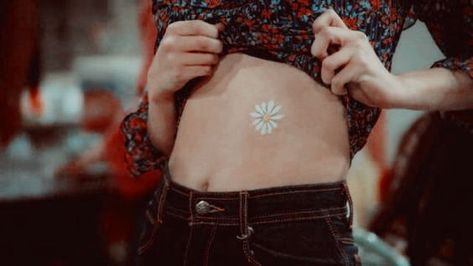 That 70s Show Tattoo Ideas, That 70s Show Tattoo, 70s Show Tattoo, 70s Tattoo, Judy Hale, Show Tattoo, Jackie Burkhart, Novelty Sunglasses, 70s Show