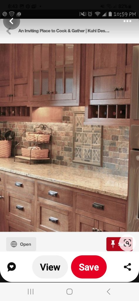 Kitchen Backsplash Ideas Oak Cabinets, Cherry Kitchen, Kitchen Ideas Dark Cabinets, Kitchen Ideas Dark, Craftsman Kitchen, Farmhouse Kitchens, Kitchen Backsplash Designs, Kitchen Cabinet Styles, Rustic Kitchen Design