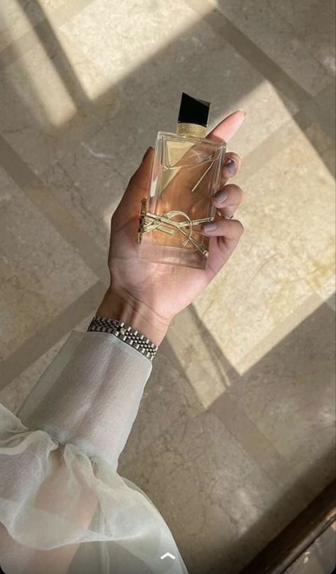 Ysl Fragrance, Luxurious Perfume, Ysl Perfume, Ysl Lipstick, Photography Backdrops Diy, Ysl Makeup, Best Perfume For Men, Aloe Vera Skin Care, Expensive Perfume