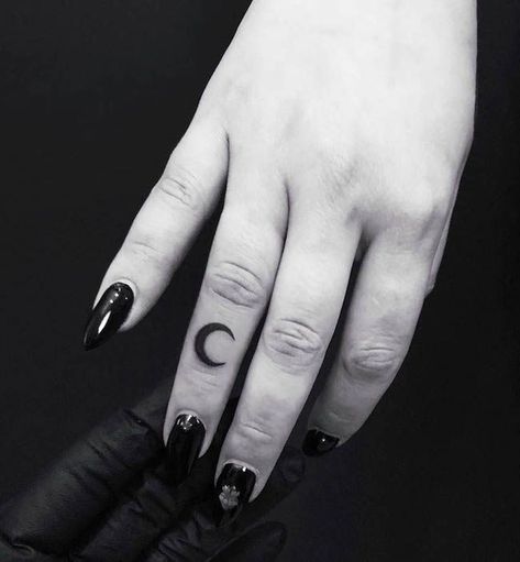 68 Unique Small Finger Tattoos With Meaning - Our Mindful Life Inner Finger Tattoo, Middle Finger Tattoos, Finger Tattoos For Couples, Thumb Tattoos, Small Finger Tattoos, Finger Tats, Finger Tattoo For Women, Ring Finger Tattoos, Finger Tattoo Designs