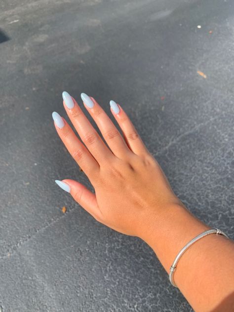 Almond Shape Light Blue Nails, Light Blue Pastel Nails, Acrylic Nails Ideas Light Blue, Light Blue Nails Plain, Nail Ideas Sky Blue, Almond Nails Sky Blue, Pastel Blue Nails Aesthetic, Sly Blue Nails, Light Blue Milky Nails