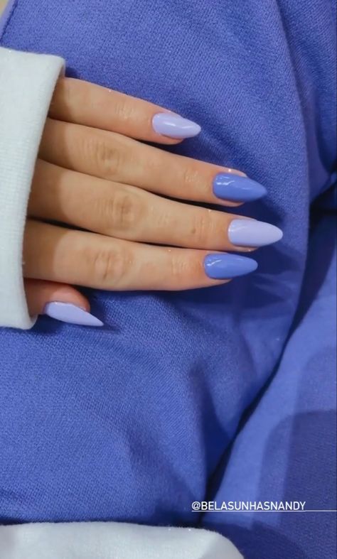 Two Solid Color Nails, Purple Ballerina Nails, Nails 2 Colors, Plain Nails Colors, Solid Color Nail Ideas, Two Color Nails, Blue Gel Nails, Plain Nails, Solid Color Nails