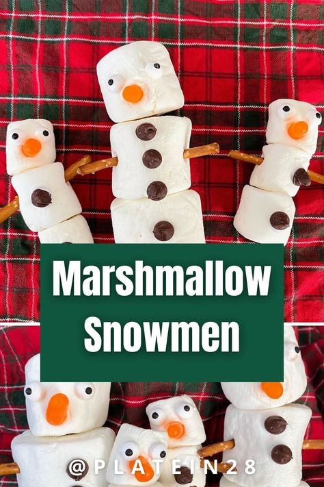 Who wants to build a snowman?! Check out this super easy Marshmallow Snowman Craft! Oh how we love crafts we can actually eat! Snowman Marshmallows Craft, Marshmallow Snowman Craft, Marshmellow Snowman, Marshmallow Activities, Snowman Craft For Kids, Marshmallow Snowmen, Marshmallow Crafts, Christmas Classroom Door, Marshmallow Snowman