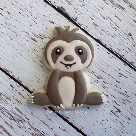 👈👈for more! Sloths... because, SLOTHS! 😍. Got this adorable sloth cutter from @tickledpinkpartiesca Sloth Cookies Decorated, Diy Sloth Cake, Sloth Cake Topper, Easy Sloth Cake, Sloth Cookies, Sloth Fondant Cake Toppers, Sloth Cakes, Sloth Party, Biscuit Decoration