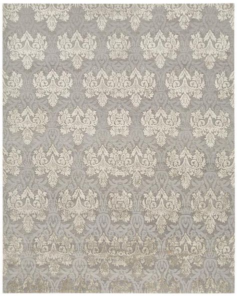 Whether bold & contemporary or a traditional damask pattern, Truett Fine Carpets and Rugs carries the best high-end carpets & rugs from around the world. Art Rugs, Rug Inspiration, Luxe Interiors, Silver Rug, Fine Rugs, Transitional Area Rugs, Transitional Rugs, Weaving Art, Silk Rug