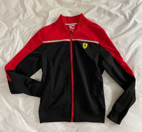 Ferrari Hoodie, Spiderman Outfit, Graphic Jackets, Race Outfit, Silly Clothes, Nike Fashion Shoes, Future Style, French Girls, Future Fashion