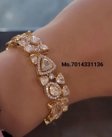 Polki Diamond Bracelet, Polki Bracelet, Gold Bangle Watch, Kada Bangles, Indian Diamond Jewellery, Jadau Jewellery, New Gold Jewellery Designs, Diamond Bracelet Design, Diamond Necklace Designs