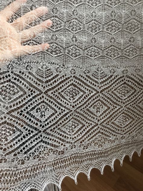 Ethereal Shetland Lace Design copyright TSvDegenfels Shetland Lace, Knitted Lace, Hold My Hand, Lace Edging, Lace Knitting, Lace Design, Animal Print Rug, Knitting Patterns, Macrame