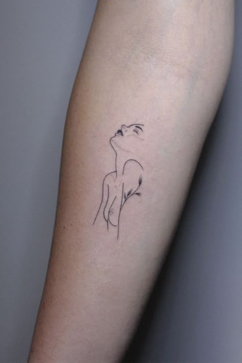 Minimalist Line Art Tattoo, Simple Line Tattoo, Line Art Tattoo, Simple Tattoos For Women, Simple Tattoos For Guys, Muster Tattoos, Minimalist Line Art, Line Tattoo, Line Art Tattoos