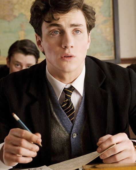 Aaron Taylor Johnson as James Potter Aaron Johnson Taylor, Nowhere Boy, Aaron Johnson, Aaron Taylor, Aaron Taylor Johnson, Tom Riddle, All The Young Dudes, Harry Potter Pictures, Lily Evans