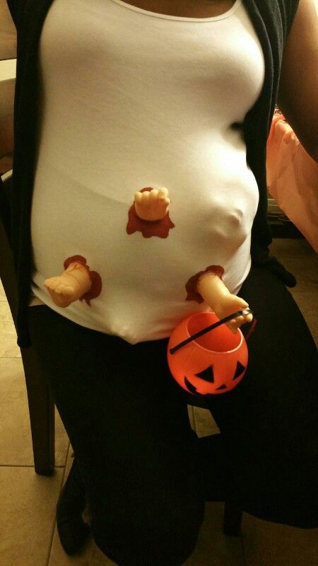 Halloween costume Baby M. Wants to go trick or treating. Husband And Pregnant Wife Halloween Costumes, Pregnant Custome Halloween, Couple Halloween Pregnant Costumes, Pregnant Belly Halloween Costumes, Pregnant Belly Halloween Paint, Pregnancy Pumpkin Carving, Early Pregnancy Halloween Costumes, Pumpkin Pregnant Belly, Pumpkin Belly Pregnant