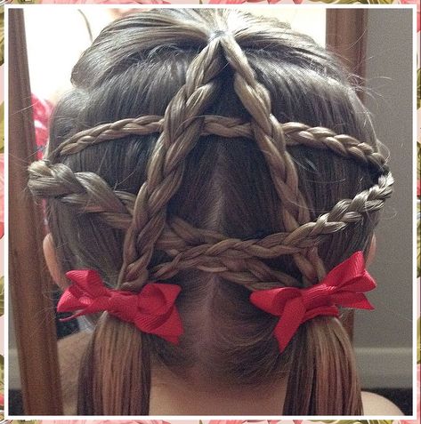 Christmas Hairstyles - Relax, we've got you covered. Here you'll be able to discover all the supplies you need. Click to visit today. Cute Christmas Hairstyles For Kids, Christmas Hairstyles For Kids, Cute Christmas Hairstyles, Short Hair For Kids, Christmas Tree Hair, Kid Hairstyles, Girls Hairstyles Easy, Hair Upstyles