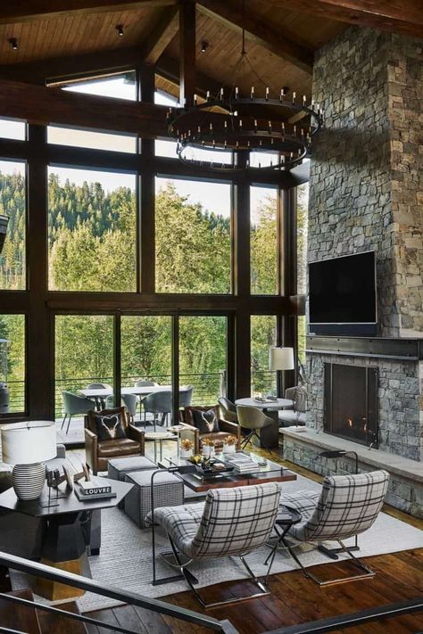 Dreamy mountain getaway gets beautiful remodel in Steamboat Springs Mountain Home Interiors, Aspen House, Popular Living Room, Modern Mountain Home, Mountain Modern, Modern Mountain, Colorado Homes, Luxe Interiors, Interiors Design