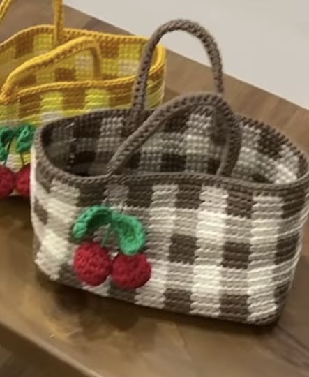 Crochet Birkin Bag, Crochet Picnic Basket, Picnic Crochet, Crochet Picnic, Birkin Basket, Jane Birkin Basket, Knit Inspiration, Crochet Baskets, Homemade Toys