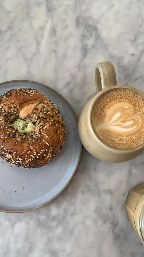 Bagel Breakfast Aesthetic, Bagel Aestethic, Bagels Aesthetic, At Home Cafe, Bagel Breakfast, Sierra Furtado, Healthy Relationship With Food, Breakfast Aesthetic, Breakfast Bagel