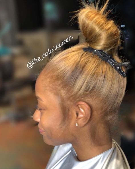 Warm ash❤️custom colored microlinks installed . 👑natural hair color from @_glitterbybella 678-856-6536www.whairstudioatl.com #frontal… | Instagram Blonde Natural Hair, Silk Press Natural Hair, Sew In Hairstyles, Hair Instagram, Dyed Natural Hair, Honey Blonde Hair, Ash Blonde Hair, Pretty Hair Color, Hair Laid