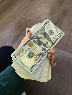 Money Vision Board, Mo Money, Fake Money, Money Stacks, Money Pictures, Rich Money, Social Media Jobs, Money Goals, Quick Money