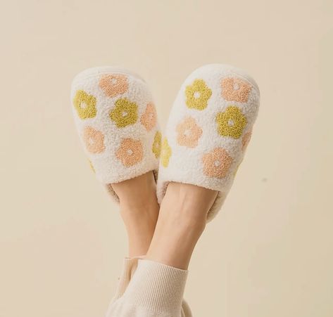 ✨ Calling all the slipper girlies ✨ We have THE cutest slippers & much more heading this way right now! Rooting Roses, Flower Slippers, Gifts For Teen Boys, Denim Jewelry, Cute Slippers, Summer Slippers, Rose Boutique, Fuzzy Slippers, Blue Heels