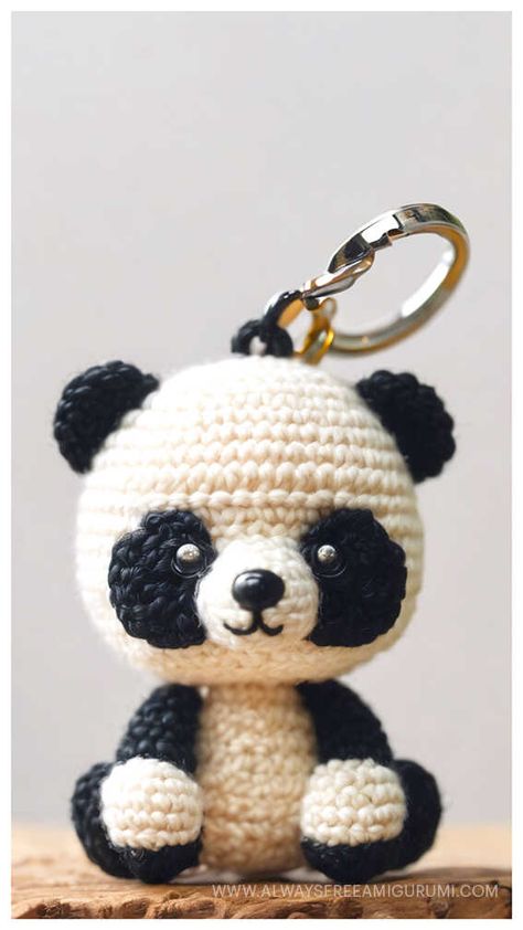 Amigurumi Panda Free Pattern, Crochet Panda Keychain, Amigurumi Alpaca, Bag Charm Crochet, Charm Crochet, Alpaca Toy, Knitting Patterns Free Hats, Crochet Panda, Amigurumi Bunny