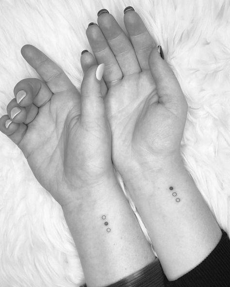 Growth Minimalist Tattoo, Minimalist Tattoo For Sisters, Simple Matching Sister Tattoos, Tattoo Ideas For Three Sisters, Tattoo Ideas For Twin Sisters, Matching Sisters Tattoo, Tattoos Matching Sister, Minimalist Sister Tattoo, Tattoo Ideas For Twins