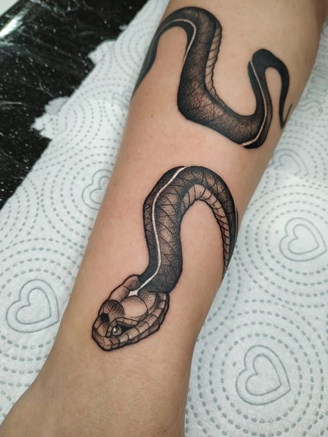 Nagini Tattoo, Nagini Harry Potter, Amazing 3d Tattoos, Left Arm Tattoos, Potter Tattoo, Favorite Tattoos, Literary Art, Piercing Inspo, Harry Potter Tattoo