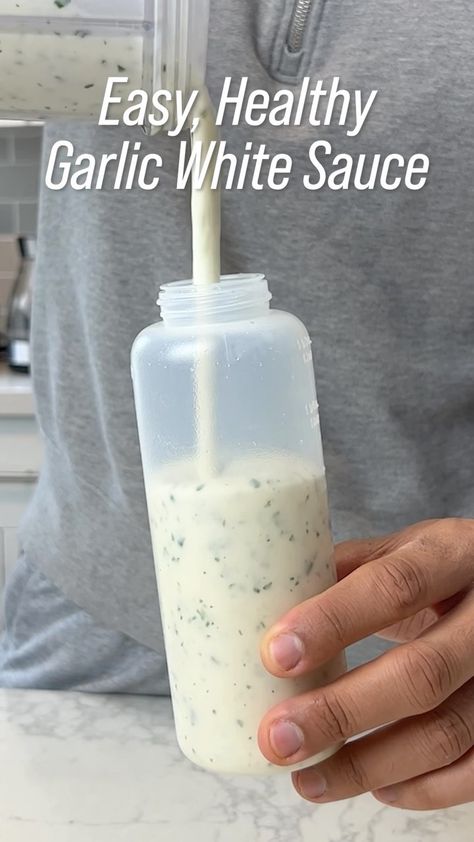 Garlic White Sauce, Chaldean Recipe, Low Calorie Sauces, Greek Yogurt Dressing, Mayo Sauce, Garlic Mayo, Garlic Dip, Miracle Whip, Mediterranean Dishes