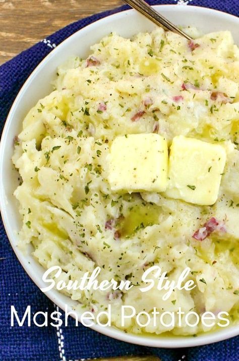 Southern Mashed Potatoes Recipe, Southern Mashed Potatoes, Mashed Red Potatoes, Mashed Potato Recipe, Mashed Potatoes Recipe, Sides Recipes, Garlic Mashed Potatoes, Mashed Potato Recipes, Food Branding