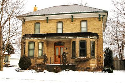 Yellow Brick House Exterior, Victorian House Exterior, Yellow Brick House, Second Empire House, Yellow Brick Houses, Brick Victorian, Victorian Homes Exterior, Victorian Era Homes, Front Facade