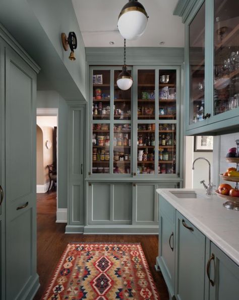 Victorian Addition, Scullery Ideas, Boston Interior Design, Spring House, Pantry Cabinets, Butlers Pantry, Classic Kitchen, Butler's Pantry, Butler Pantry