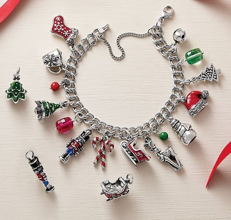 James Avery Christmas Bracelet, Christmas Charm Bracelet, Charm Bracelet James Avery, Dangle Rings, James Avery Charm, James Avery Charm Bracelet, James Avery Bracelet, Charm Bracelets For Girls, Bracelets For Girls