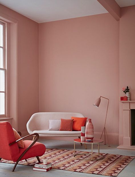 Pink Painted Walls, Murs Roses, Crown Paints, Pink Paint Colors, Paint Trends, Regal Design, Pink Living Room, Pink Paint, Decoration Originale