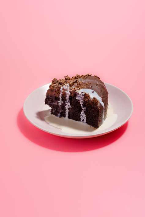 Chocolate cake slice cut on the pink background Slice Cake Photography, Cake Slice Photography, Cake Photoshoot Ideas, Chocolate Cake Slice, Cake Photoshoot, Food Content, Cake Photography, Cake Slice, Cake Pictures