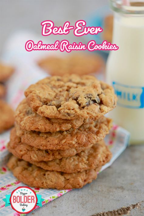 Hi Bold Bakers!  No cookie you can buy at the store compares to the flavor and chewy texture of a warm homemade Oatmeal cookie. The recipe for my Best-Ever Oatmeal Cookies makes the tastiest oatmeal cookies, featuring toasty rolled oats, chewy plump raisins, and a sweet cinnamon-y center. #oatmealraisin #cookies #cookierecipes #oatmealcookies #bestoatmealraisin Cookie Recipe No Butter, Oatmeal Cookies Without Butter, Cookie Recipe With Oil, Cookie Recipes Without Butter, Gemma Stafford, Oatmeal Cookies Recipes Easy, Cookies Monster, Oatmeal Cookie Recipe, Oatmeal Cookies Easy