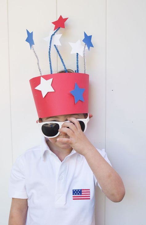 Easy DIY patriotic craft for kids: firecracker crown, patriotic hat, 4th of July craft for Kids, Memorial Day craft for kids, red white and blue crafts Red White And Blue Crafts, America Crafts, 4th Of July Craft, Fourth Of July Crafts For Kids, Fireworks Craft, Crazy Hat, Patriotic Hats, 4th July Crafts, Blue Crafts