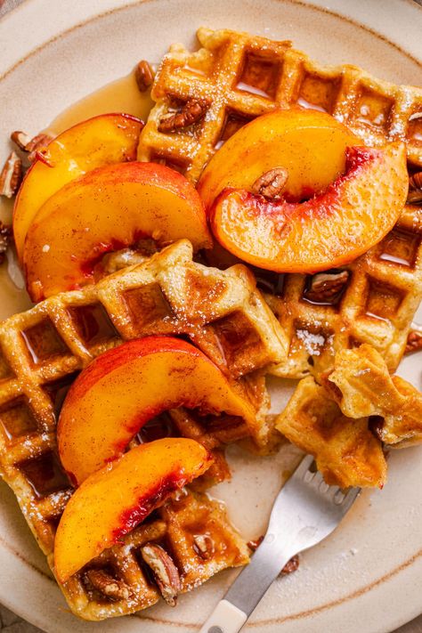 Peaches And Waffles, Peach Waffles Recipe, Waffle Dinner Recipes, Butter Pecan Waffles, Peach Cobbler Waffles, Breakfast Peach Recipes, Peach Breakfast Recipes, Peach Waffles, Breakfast Peach