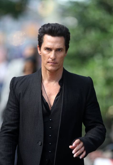 Pin for Later: Matthew McConaughey Has a New Look, Is Kind of Terrifying on the Set of Dark Tower Dark Tower Movie, Randall Flagg, The Dark Tower, Taylor Kinney, Shia Labeouf, Baby George, Rise Of The Guardians, Logan Lerman, Patrick Dempsey