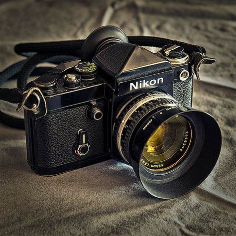 Nikon F2 Camera For Youtube, Cameras For Photography, Nikon F2, Nikon Cameras, Antique Cameras, Nikon Camera, Photo Gear, Classic Camera, Old Cameras