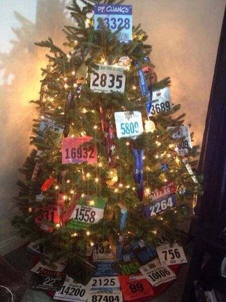 Race bib Christmas tree Running Christmas, Race Bibs, Doing The Right Thing, Run Like A Girl, Running Inspiration, Runners World, Just Run, Coffee Addict, Christmas Cheer