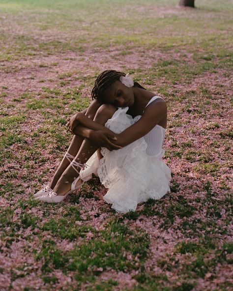 🌸🌸 photography by angel @winter.browne 🌸🌸 Fairy Flowers, Pink Photography, Black Women Makeup, Black Femininity, Spring Aesthetic, Women Photography Poses, Black Excellence, Pink Outfit, Black Is Beautiful