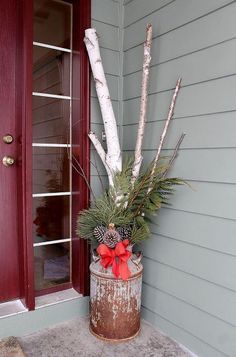 winter floral arrangements, christmas decorations, porches, seasonal holiday decor Christmas Decor Milk Can, Milk Can Christmas Decor, Milk Can Ideas Front Porches, Winter Porch Decorations, Milk Can Decor, Natal Country, Birch Tree Decor, Old Milk Cans, Winter Floral Arrangements