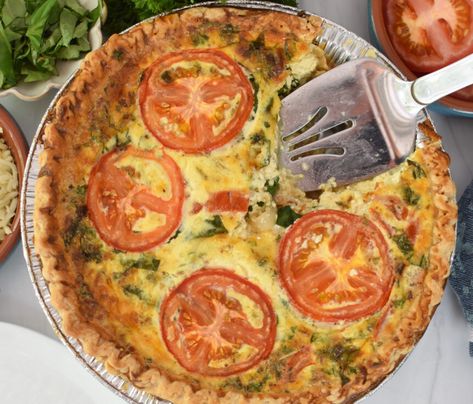 Caprese Quiche Lorraine Caprese Quiche, Ohio Recipes, Frozen Pie Crust, Frozen Pie, Dry Beans, Homemade Dough, Tart Pan, Homemade Pie Crusts, Recipe From Scratch