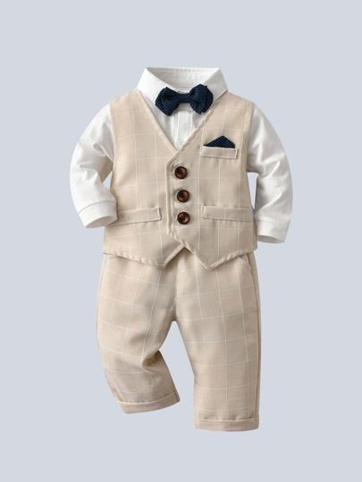 Romantic Outfit Casual, Formal Boys Outfit, Long Pants Fashion, Waistcoat Outfit, Vest And Bow Tie, Bow Tie Shirt, Gentleman Outfit, Romantic Outfit