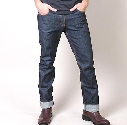 cuffed jean Mens Cuffed Jeans, Cuff Jeans, Rolled Jeans, Rolled Up Jeans, Straight Leg Jeans Men, Cuffed Jeans, Jean Trends, Cuffed Pants, Jeans Men