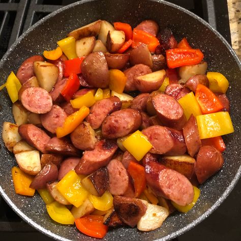 Kielbasa Recipes Potatoes, Polska Kielbasa Recipes, Easy Kielbasa Recipes, Peppers And Potatoes, Kielbasa Recipe, Polska Kielbasa, Kielbasa And Potatoes, Recipes Potatoes, Kielbasa Recipes